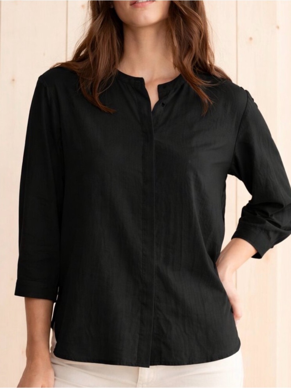 Jenni Kayne James 3/4 sleeve black linen top.